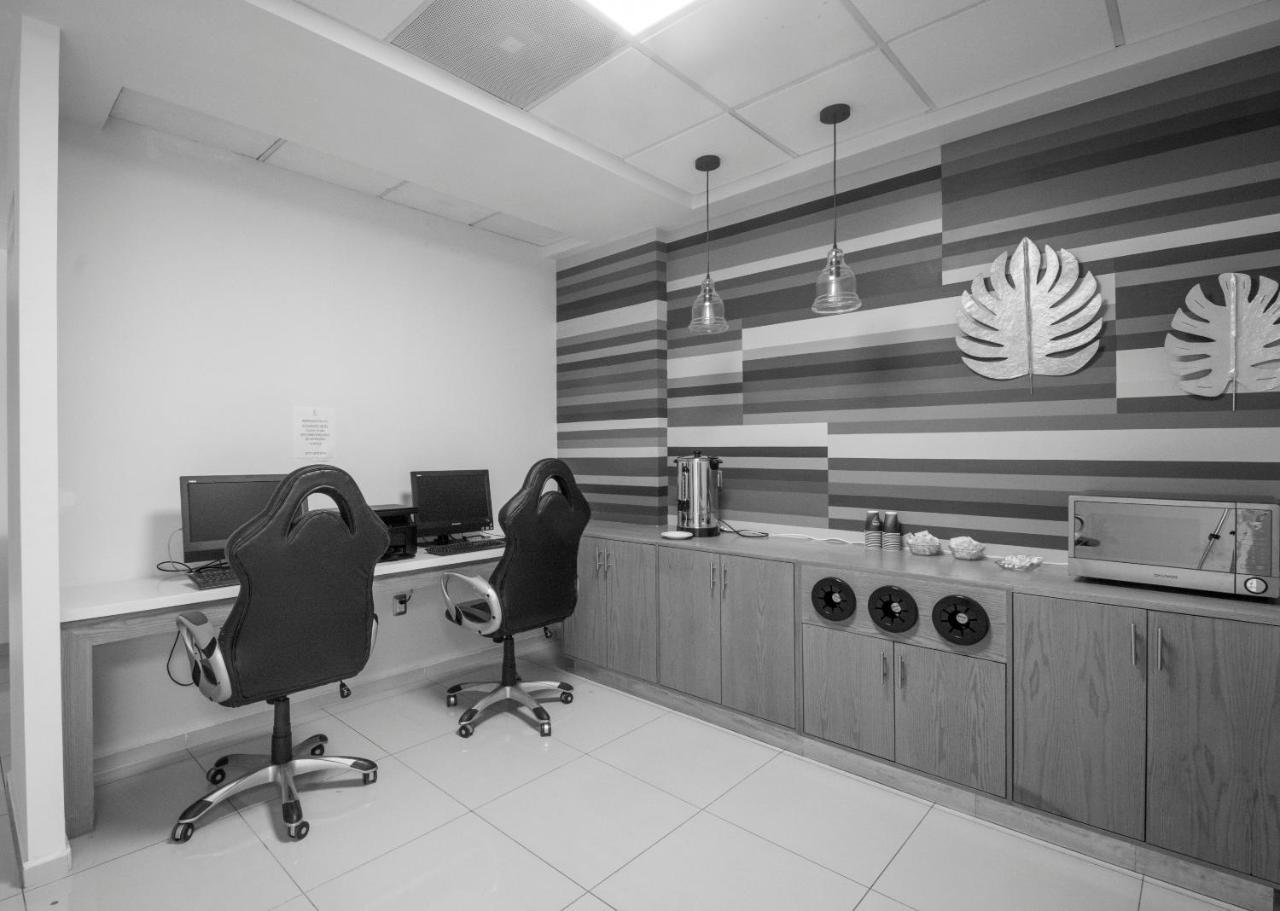 Concept Hotel Zamora de Hidalgo Ngoại thất bức ảnh